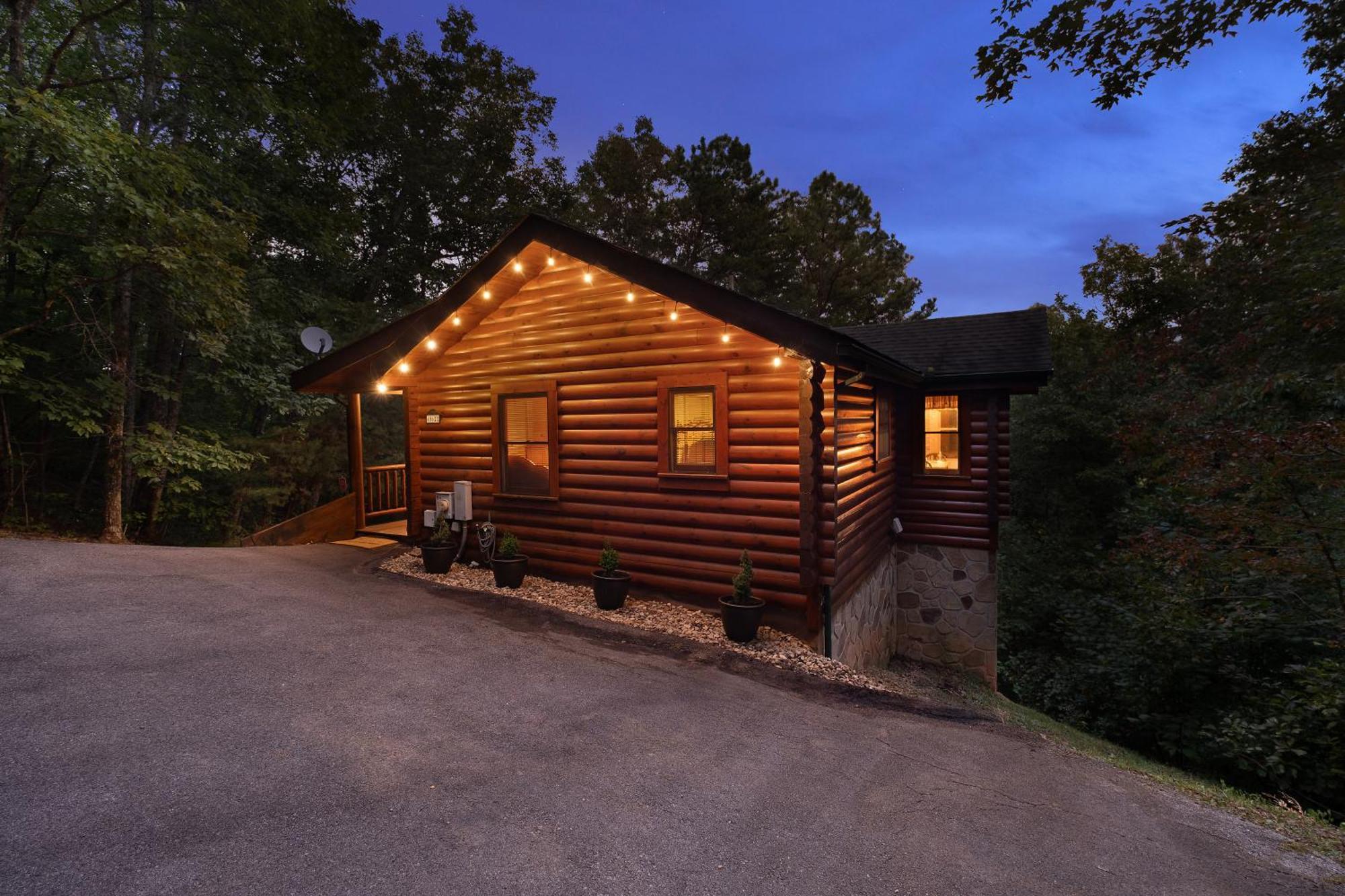 Private Smoky Mountain Luxury Log Home With 2 Fireplaces, Hot Tub & Community Pool Sevierville Exterior photo