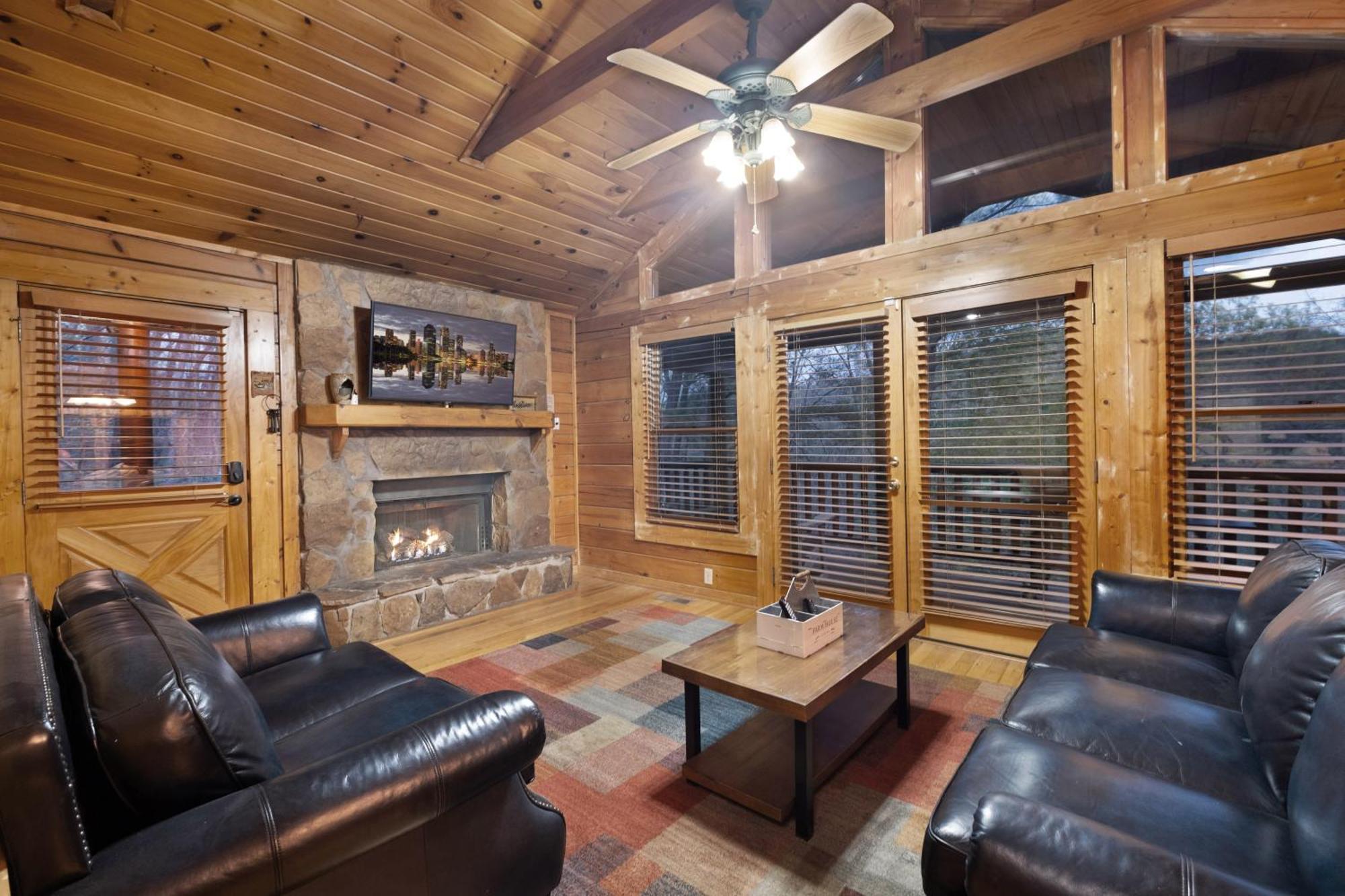 Private Smoky Mountain Luxury Log Home With 2 Fireplaces, Hot Tub & Community Pool Sevierville Exterior photo